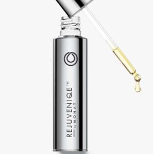 Monat Rejuveniqe Oil